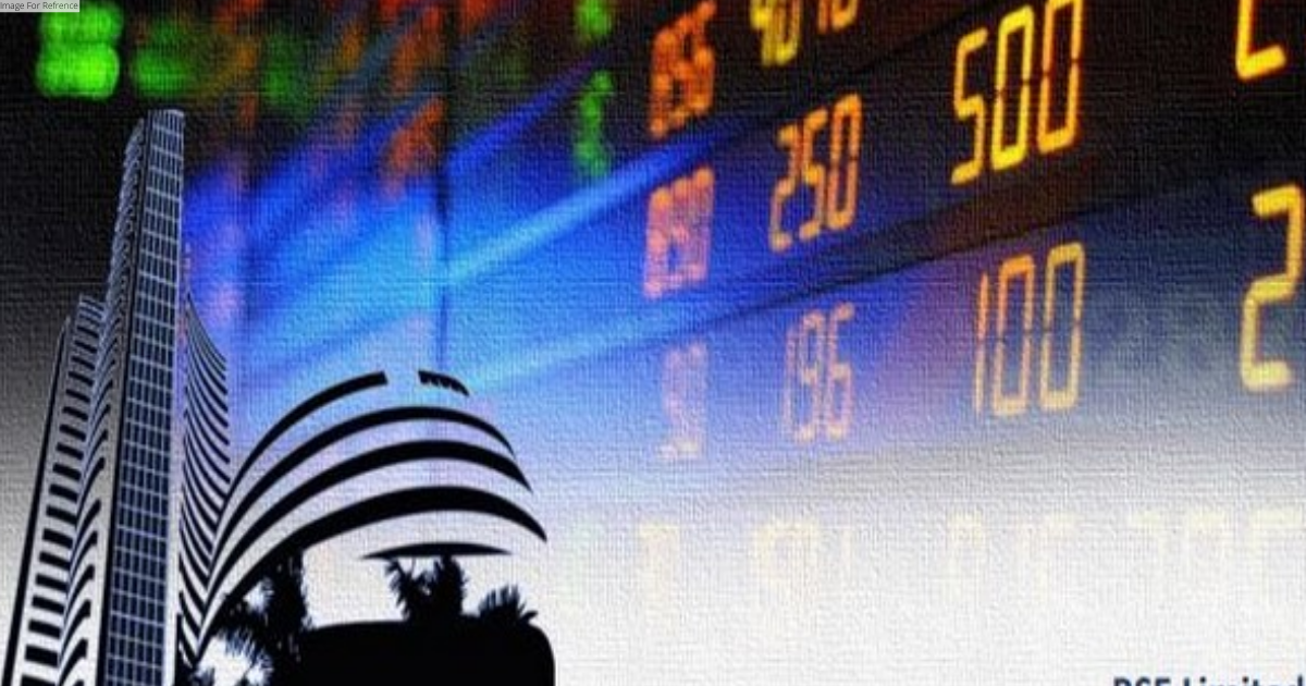 Sensex slumps 954 points tracking weakness in global equities